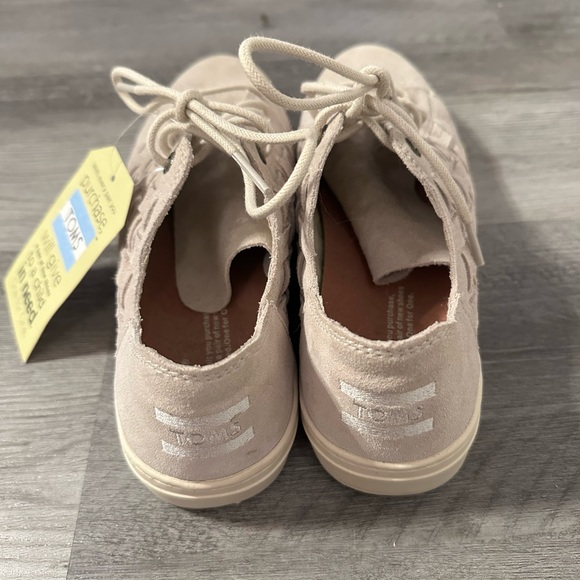 Brand New Toms Sneakers - Picture 2 of 5
